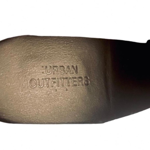 Urban Outfitters Suede Ankle Booties - Picture 7 of 7